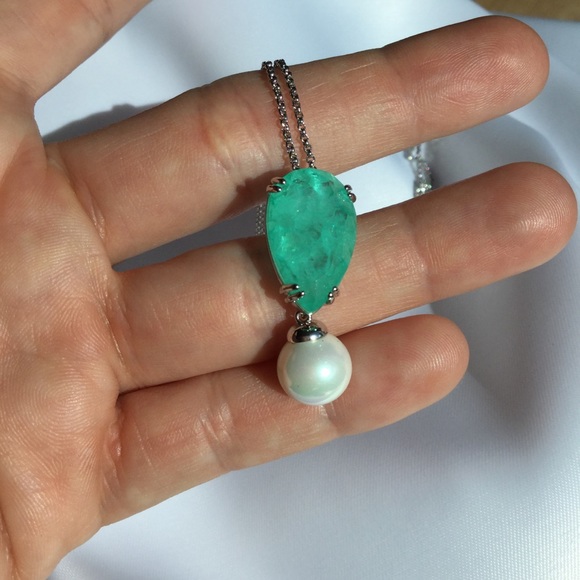 Colombian Emerald Fusion Necklace Shell Pearl - Picture 4 of 9